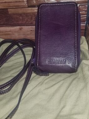 Levenger "Carrie" Leather Phone Pouch/clutch/card Holder Crossbody